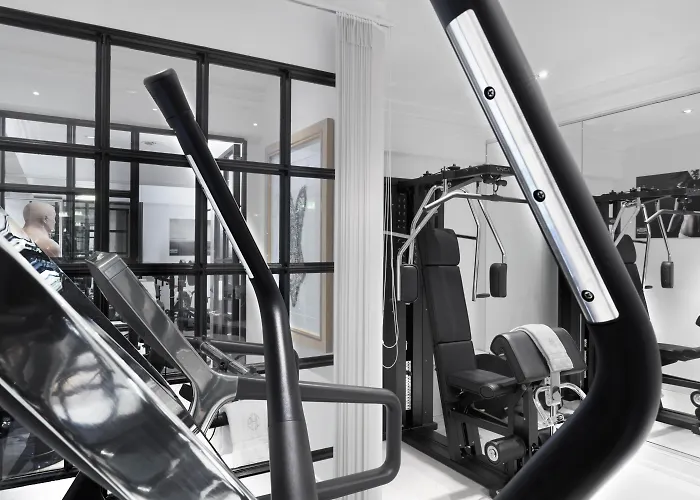 Schlosshotel Berlin by Patrick Hellmann